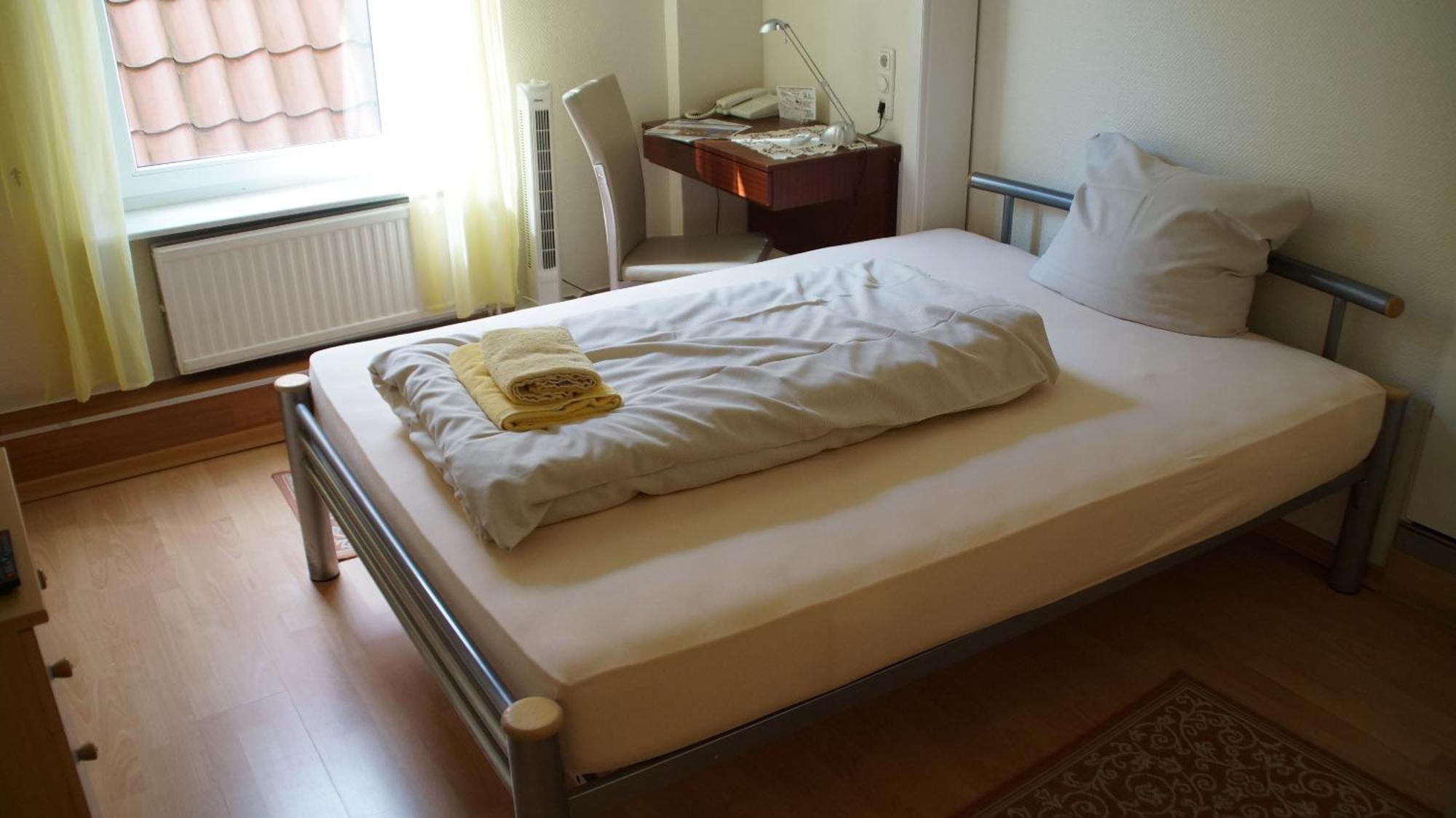 Hotel Alt Lueneburger Kutscherstuben Quarto foto